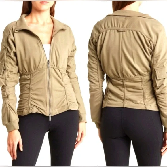 28. NWT Free People Foundation Ruched Seam Jacket - Picture 4 of 5